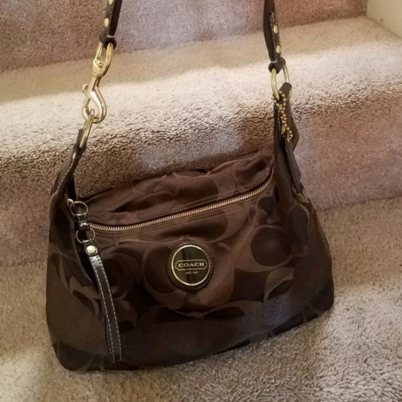Coach Handbags - Coach shoulder handbag.